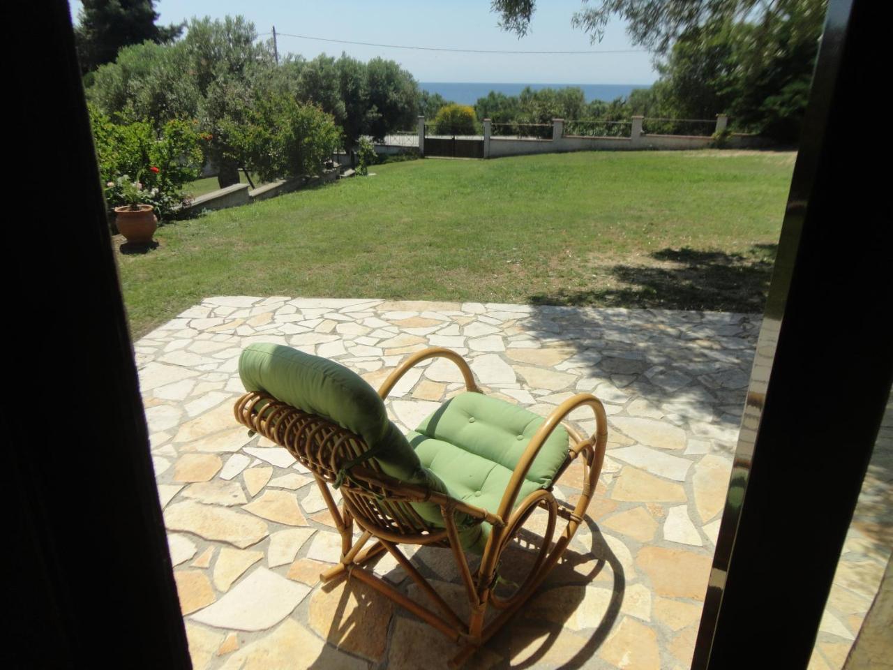 The Olive House Villa Nea Skioni Exteriör bild